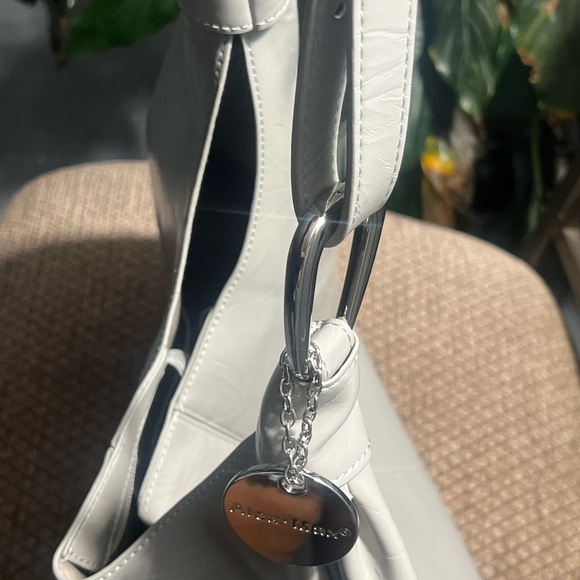 Alex Max - Picture 7 of 11